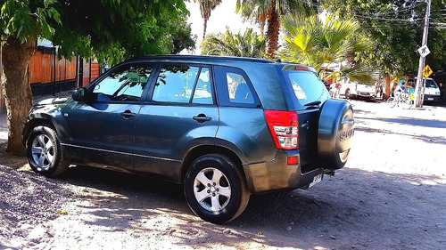 Suzuki Grand Nomade 2.0 Automática
