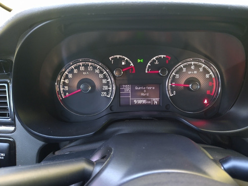 Fiat Linea 2013 1.8 16v Essence Flex Dualogic 4p