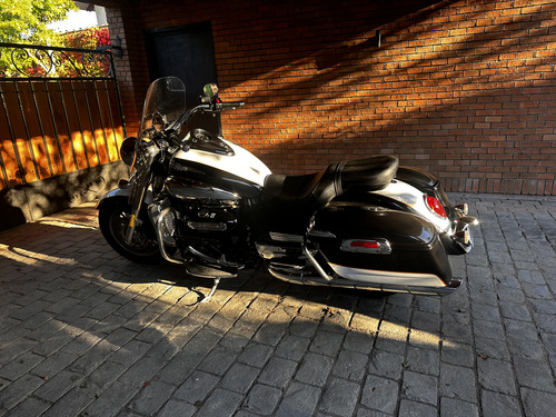 Triunph, Rocket Iii Touring 2012 15.000 Kms Mantenciones Al