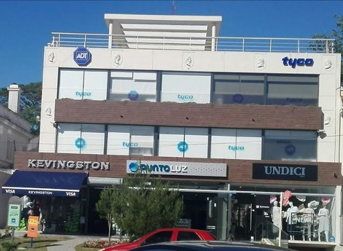 Local En Venta En Carrasco