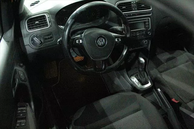 Volkswagen Polo 2016 1.2 Tsi At