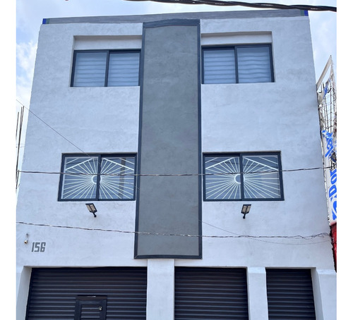 Edificio, Gran Calidad Constructiva, Precio Muy Atractivo, En El Mejor Corredor Comercial De La Zona
