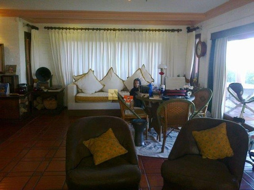 Imagen 16 de 30 de Venta De Casa De 5 Dormitorios En Las Grutas Frente Al Mar