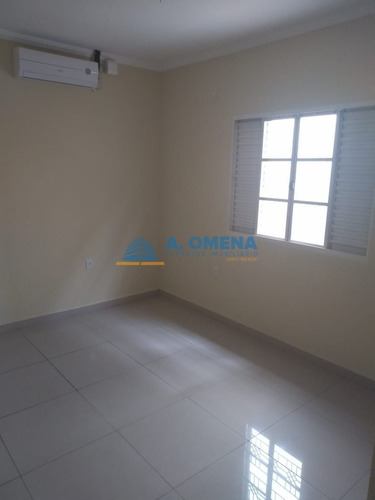 Imagem 9 de 15 de Casa - 3 Dormitórios Sendo 1 Suíte - 652