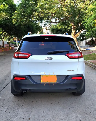 Jeep Cherokee 2.4 SPORTS