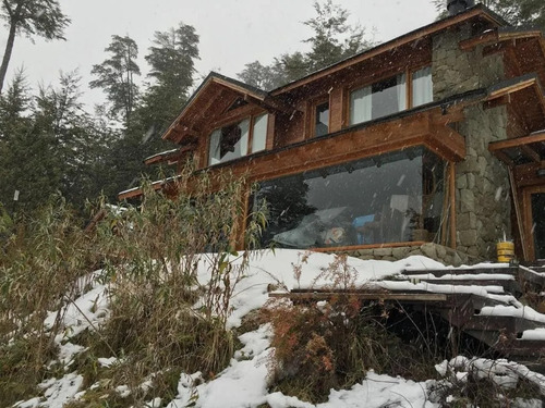 Alquiler De Casa En Barrio Dos Lagos, Villa La Angostura