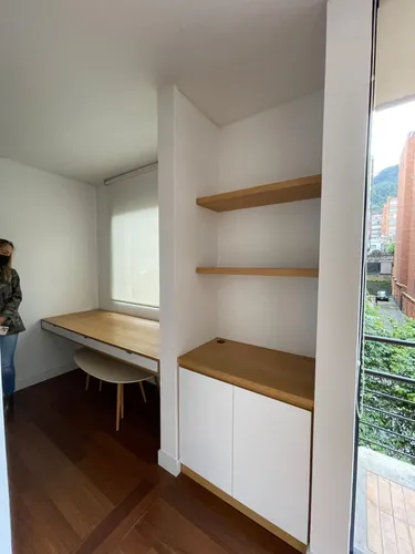 Apartamento En Arriendo En Los Rosales. Cod A21546