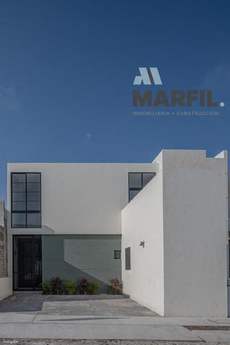 Casa En Venta Punta Norte Colima Recámara Principal Planta Baja Con Terraza