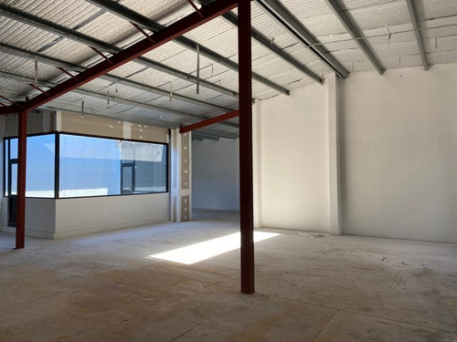 Imagen 6 de 12 de Amplio Salón - Oficina - Ituzaingó Norte - Venta - Alquiler - 700 M2 P Alta