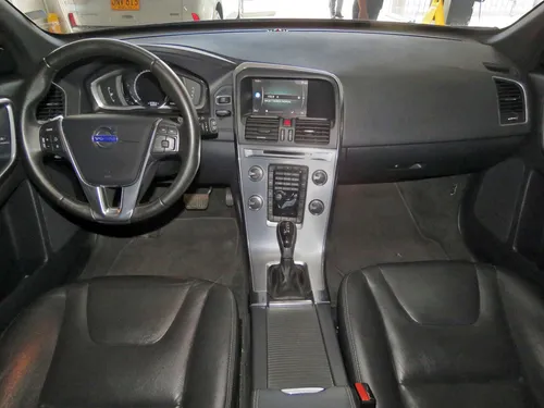 Volvo XC60 2.0 T5 Awd Summum