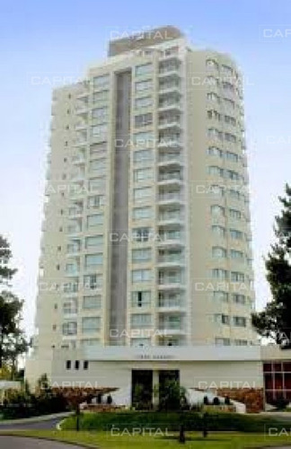Apartamento De Dos Dormitorios En Roosevelt - Punta Del Este-ref:24978