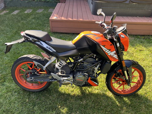 Ktm Duke 200 Año 2023 - 7.000kms - Dos Dueños - Facturable