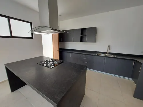 Casa Con Doble Altura, Piscina , En Privada Zendera, Con Amenidades, Mod Alora A