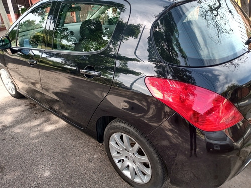 Peugeot 308 1.6 Active 2014