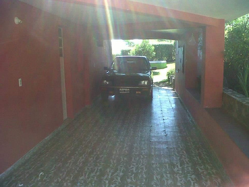Casa En Venta - 2 Dormitorios 1 Baño - Cochera - 970mts2 - Mayu Sumaj, Córdoba
