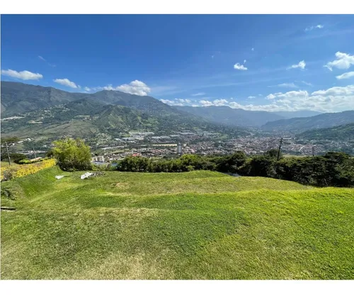 Venta De Finca En Copacabana