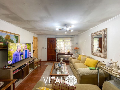 Casa En Venta De 2 Dorm. En Puente Alto