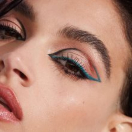 Avon Delineador Liquido - Impacto Y Color En Tu Mirada Tati Color Turquesa Bright Turquoise 103614 Efecto Glitter