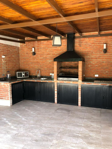 En Venta Towhouse En Urb. La Floresta. Maracay Edo.aragua