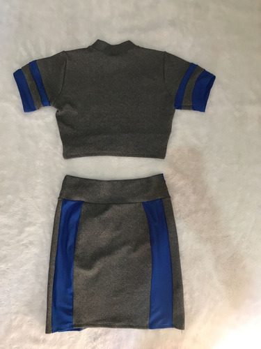 Imagem 2 de 2 de Conjunto Saia E Cropped Cinza Feminino Curto