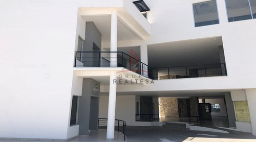Imagen 5 de 17 de Local Comercial En Renta Plaza Redondela 15,759.80 Javalb R1