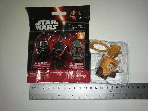 Yoda Wicket Vader R2d2 C3po Chewy Bb8 Phasma Colgante Pares (Usado)