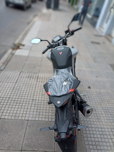 Imagen 2 de 15 de Yamaha Mt 03 2021 0 Km Performance Bikes