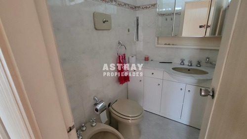 Imagen 11 de 17 de Apartamento En Venta De 3 Dormitorios En Pocitos (ref: Ast-2919)