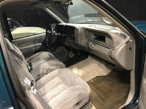 Imagen 11 de 14 de Chevrolet Suburban 2500 1998