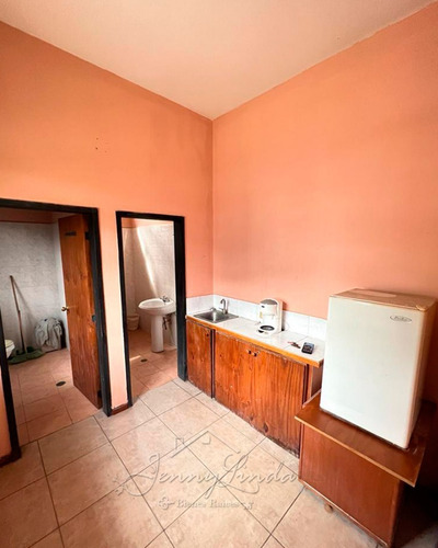 Venta Galpón Zona Industrial La Victoria Aragua
