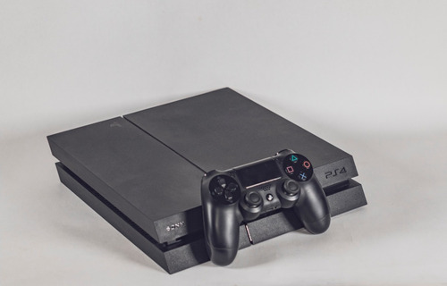 Sony Playstation 4 1tb Standard Color  Negro Azabache