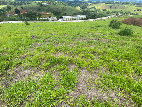 Excelente Terreno Localizado Em Condomínio - Joanópolis