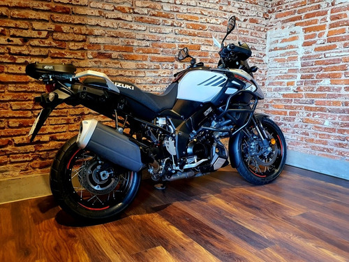 Imagen 3 de 21 de Suzuki V-strom 1000 Xt C/accesorios !! Permuto !! Bamp Group