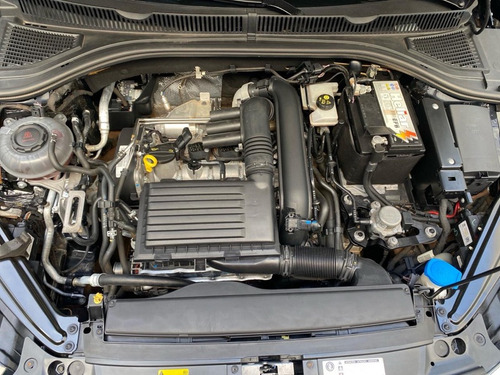 Volkswagen Jetta 1.4 250 TSI R-Line