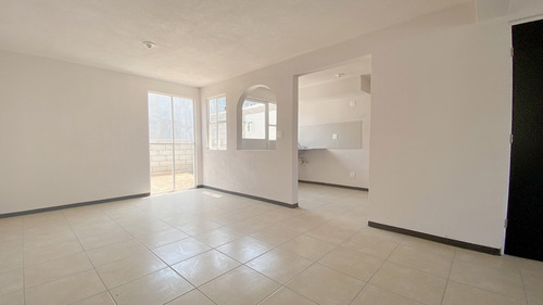 Imagen 6 de 12 de Casa En Venta En Tecámac 2 Recámaras Entrega Inmediata