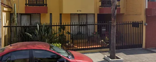 Casa Economica En Venta Gran Oportunidad De Inversión - (remate) Gob. Ing. Porfirio García De León 270, Nueva Chapultepec, 58280 Morelia, Mich.
