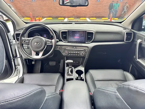Kia Sportage Gt 2.0L Gt Line 4X2 At