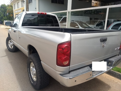 Dodge Ram 2500 5.9 Cab. Simples 4x4 2p