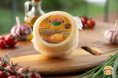 Queijo Suiço Cremoso Serra Mineira 500g Embalado