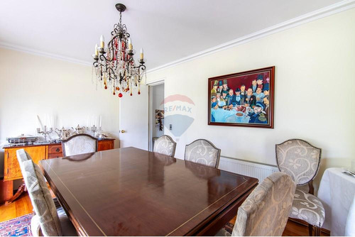 Casa De Lujo En Chicureo Con Amplio Terreno