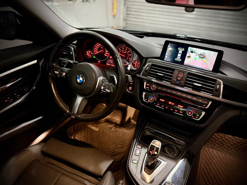 BMW Serie 3 3.0 330i Sedan Sport Line 252cv