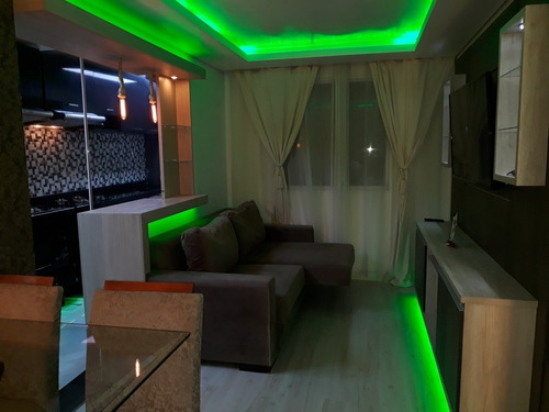 Imagem 7 de 15 de Apartamento 100% Mobiliado - Curitiba 274.900,00