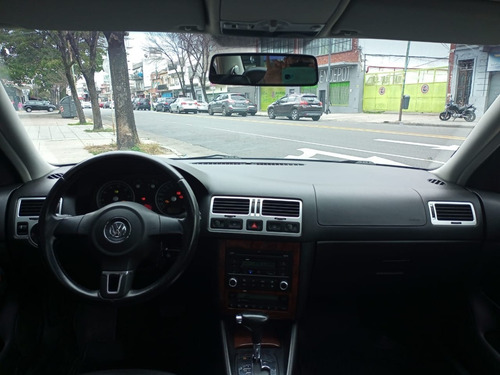 Imagen 7 de 14 de Volkswagen Bora 1.8 T At Highline Tiptronic Full Cuero