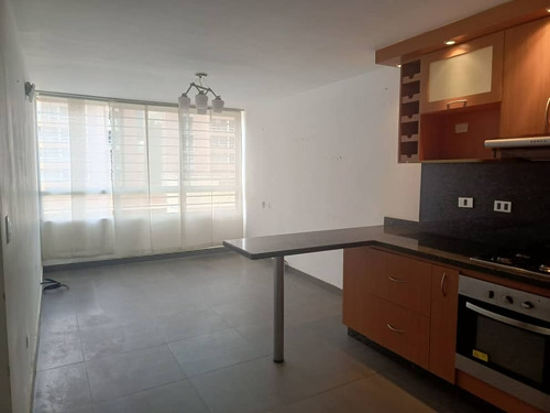 Municipio El Hatillo, Conjunto El Encantado 2h 2b 1e