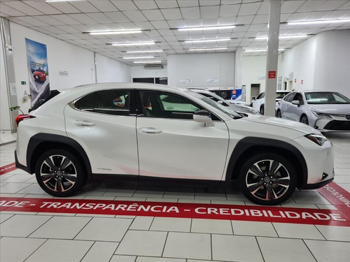 Imagem 4 de 13 de Ux 250h 2.0 Vvt-i Hybrid Dynamic Cvt