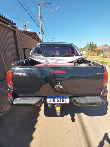 Mitsubishi L200 2010 3.2 Triton Hpe Cab. Dupla 4x4 Aut. 4p