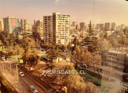 Oficina En Arriendo De 2 Privados En Las Condes