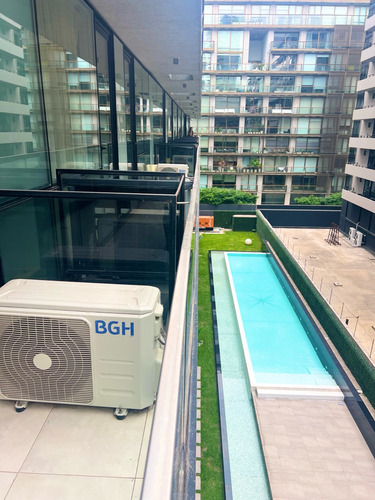 Venta De Excelente 2 Ambientes C/ Amenities Y Cochera En Puerto Madero