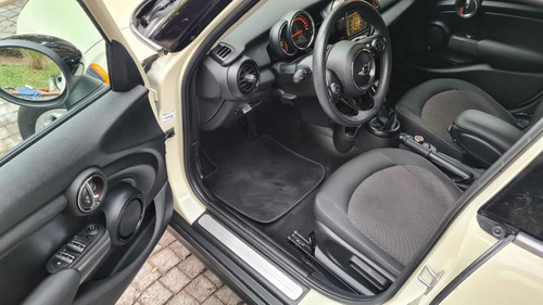 Mini Cooper 2017 1.5 F55 Pepper 136cv