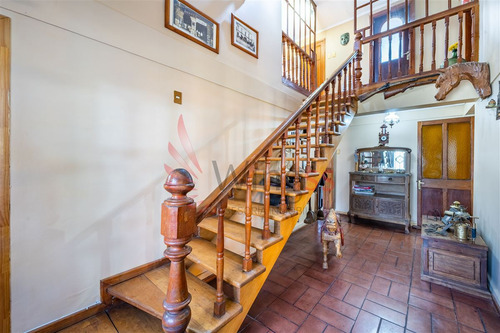 Casa En Venta En La Reina